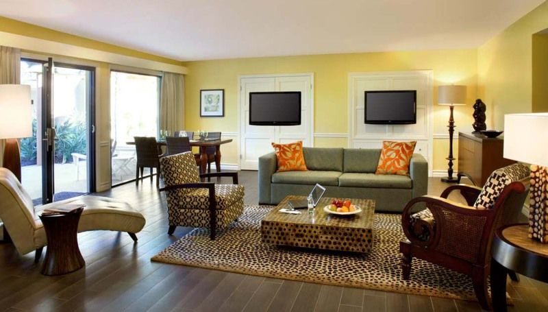 Paradise Point &
